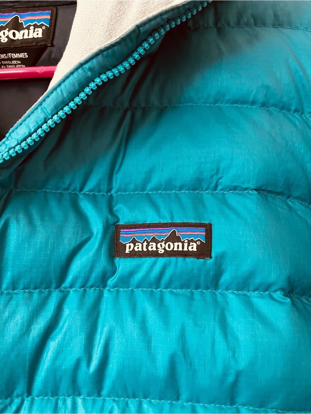 Patagonia Women’s Dark Teal Puffer Jacket - Beautiful Dark Turquoise. XL